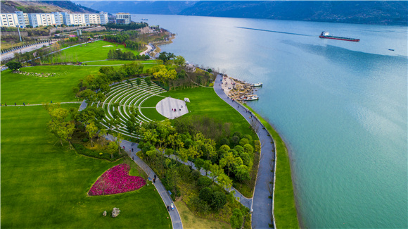 月光草坪形似月亮。云陽縣委宣傳部供圖 華龍網發