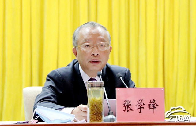  云陽召開“一報告兩評議”會議  張學鋒作報告 